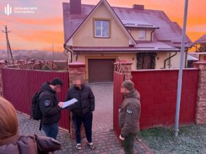 Викрило три схеми вирубки лісу з участю посадовців