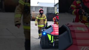 Масштабна пожежа у столиці: 2 000 кв.м у вогні