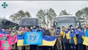 СБУ показала ексклюзивне відео з обміну полонених 5 березня