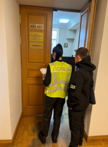 Фірми з орбіти депутата-зрадника Деркача продовжують красти у Києві мільярди