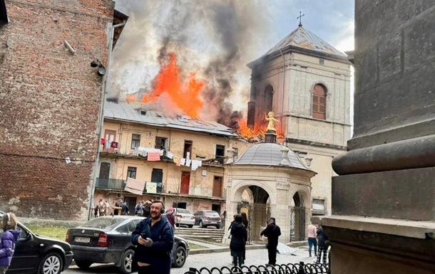 Атака РФ на Львів: влада повідомила про понад 30 постраждалих