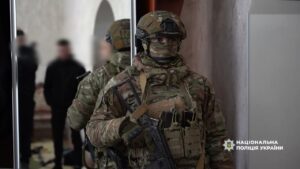 “Псевдоворожки ошукали громадян на сотні тисяч гривень, – Нацполіція”