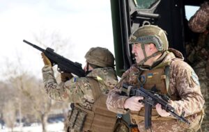 Генштаб: РФ втратила 950 солдатів і гелікоптер