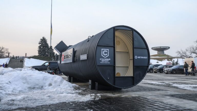 Метінвест почав постачати укриття-криївки для портів та ТЕЦ