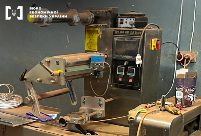 На Львівщині підпільно виготовляли кондитерку під відомим брендом