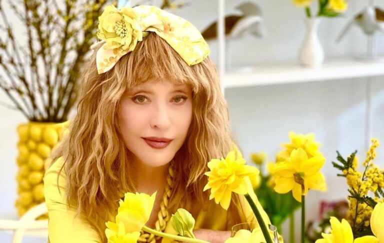 Пугачова вперше з&rsquo;явилася на публіці з тростиною