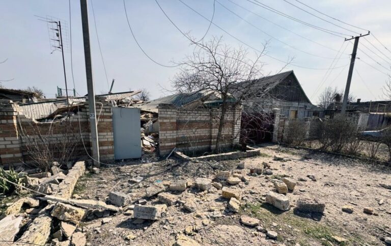 РФ атакувала 35 населених пунктів Херсонщини: є жертва та поранені