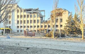 Росіяни скинули КАБ на центр Краматорська: є потерпілі