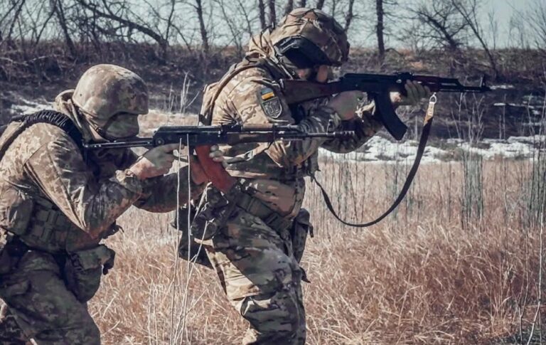 Сили оборони за добу знищили 1220 солдатів РФ