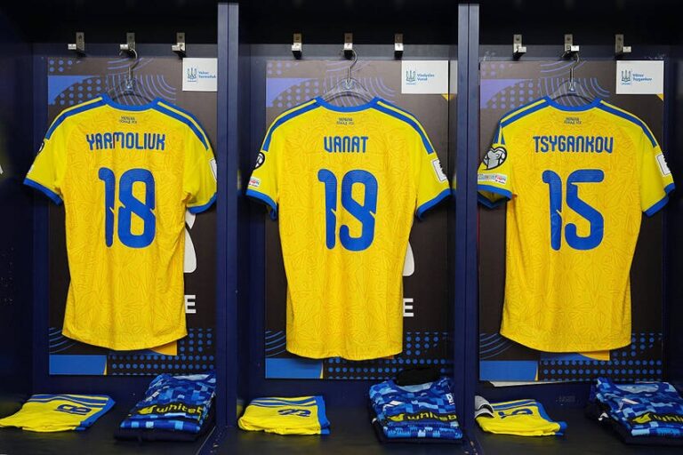 Склад українців і шведів у півфіналі плейофу