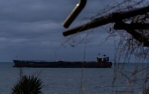 США дозволили російському танкеру з нафтою дістатися Куби – ЗМІ