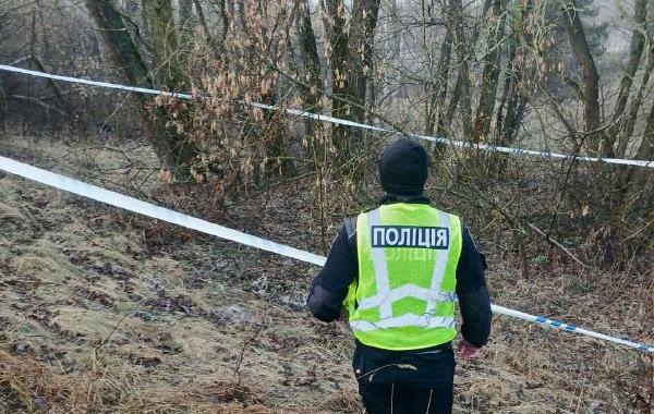 У Києві біля мосту виявили нездетоновану бойову частину дрона