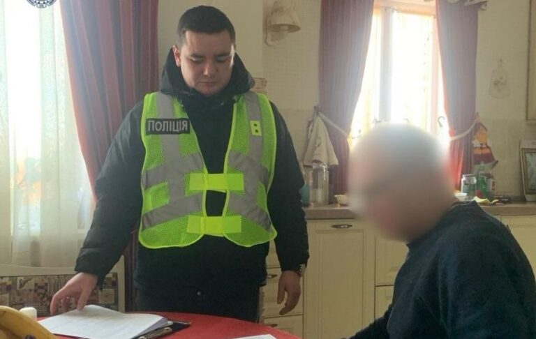 У Києві чоловік осліп на одне око після операції на носі