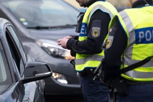 Українець та румунка шпигували на користь РФ у Німеччині – ЗМІ