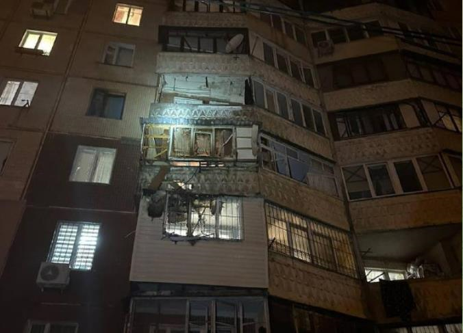 В Одесі дрон влучив у багатоповерхівку, є постраждалий