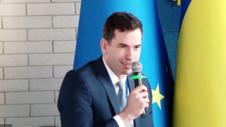 “Корупційні ризики, пов’язані з процедурою інвестування та фінансування будівництва”. Панель 3