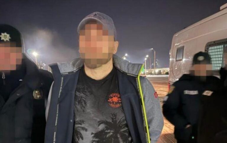 Бельгія екстрадувала в Україну чоловіка, що п’ять років ґвалтував падчерку