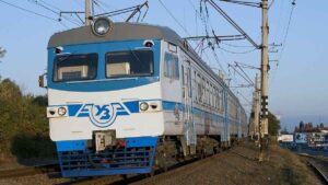 Через надзвичайну подію затримується низка поїздів