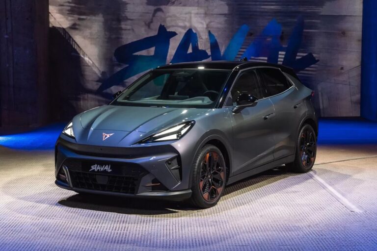 Cupra представила електричний хетчбек Raval