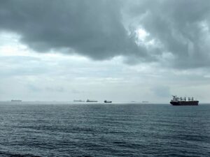 Іран пропонує новий формат проходу через Ормуз