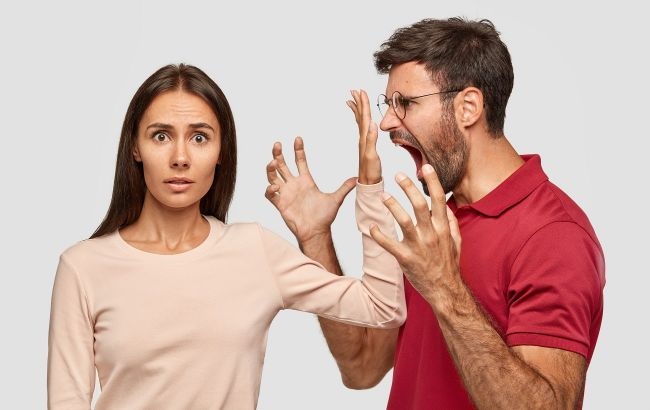 Не тільки газлайтинг: типи чоловіків, яких краще уникати у стосунках