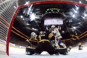 НХЛ: Кароліна та Колорадо святкують перемоги