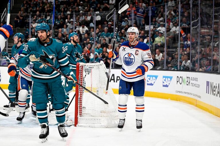 НХЛ: розгром у Сан-Хосе та провал Торонто
