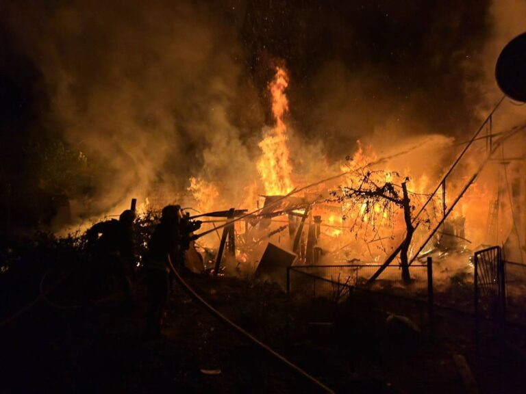 Одесу масовано атакували російські БпЛА: є поранені