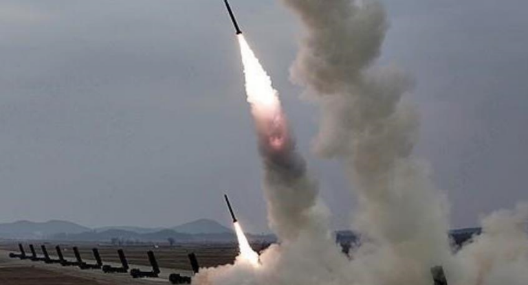 Північна Корея запустила низку балістичних ракет