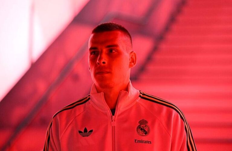 Стало відомо, як оцінили Луніна та Циганкова за підсумками матчів