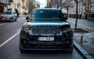 У Києві помітили 700-сильний Range Rover Brabus за понад 23 млн грн