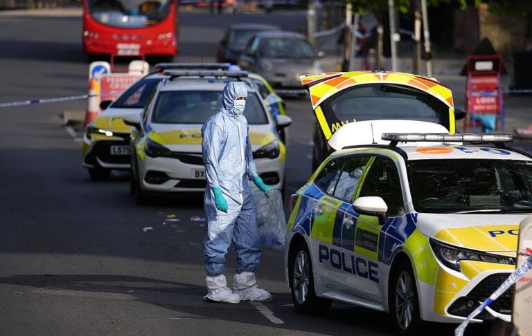 У Лондоні стався напад в єврейському районі: Стармер скликає засідання