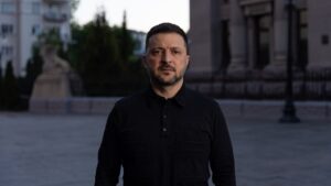 Росія довоювалася до того, що і їхній головний парад уже залежить від нас
