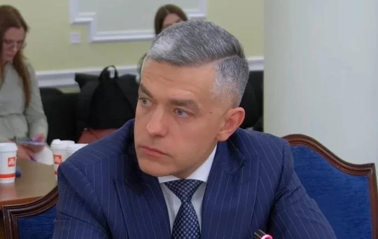 Голова наглядової ради Сенс Банку вийшов у тимчасову відставку