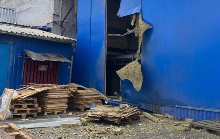 Росіяни вдарили по підприємству в Богодухові, є поранені