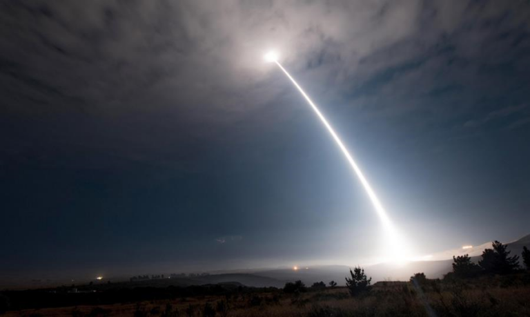 США провели тестовий пуск балістичної ракети, що дістає до Москви