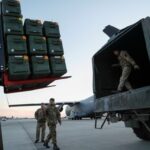 США збільшать виробництво зброї для України