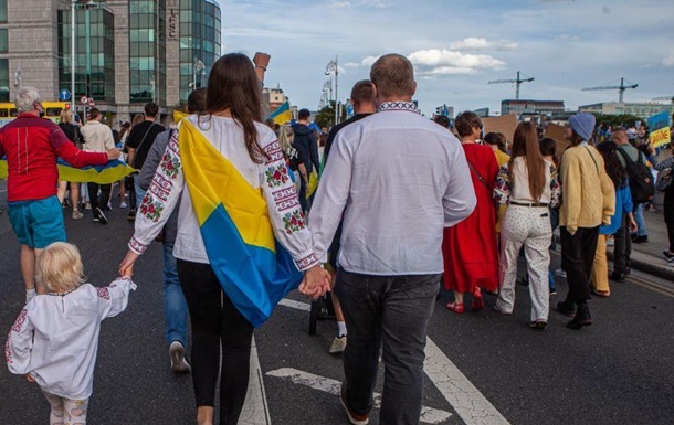 Українці масово покидають країни ЄС: у чому причина