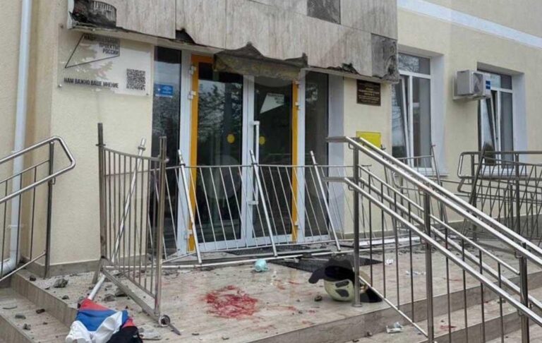 В окупованому Севастополі обвалився балкон у школі: постраждали 10 учнів