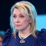 В РФ пожалілися на “примусову” видачу паспортів США дітям дипломатів