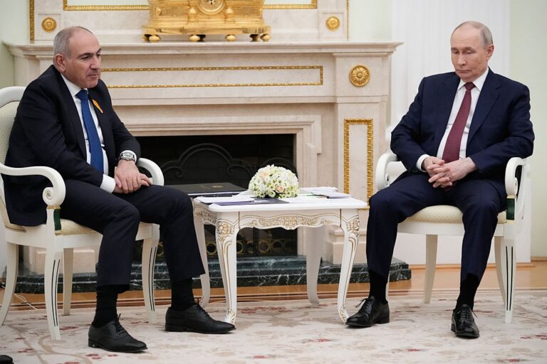 Вибори у Вірменії: розвідка заявила про плани РФ завезти 100 тисяч вірмен