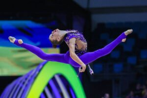 На Кубку світового виклику в Онофрійчук медаль у багатоборстві