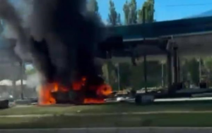Окупанти вдарили по АЗС у Сумах і Запоріжжі, сталися пожежі