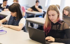 Перевірка знань чи витривалості: чому НМТ потрапив під шквал критики