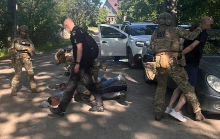 Працівники ТЦК вимагали 250 тис. у військовозобов&rsquo;язаного