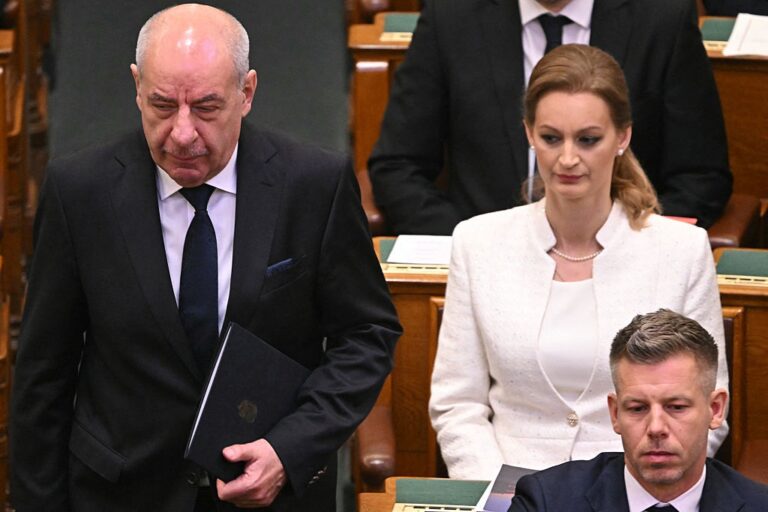 Президент Угорщини проігнорував вимогу Мадяра про відставку