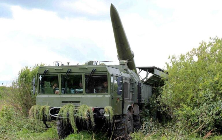 Ракетний удар по Дніпру: стало відомо про жертви