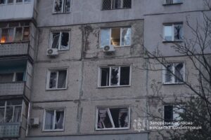 РФ атакувала багатоповерхівку у Запоріжжі: 10 поранених