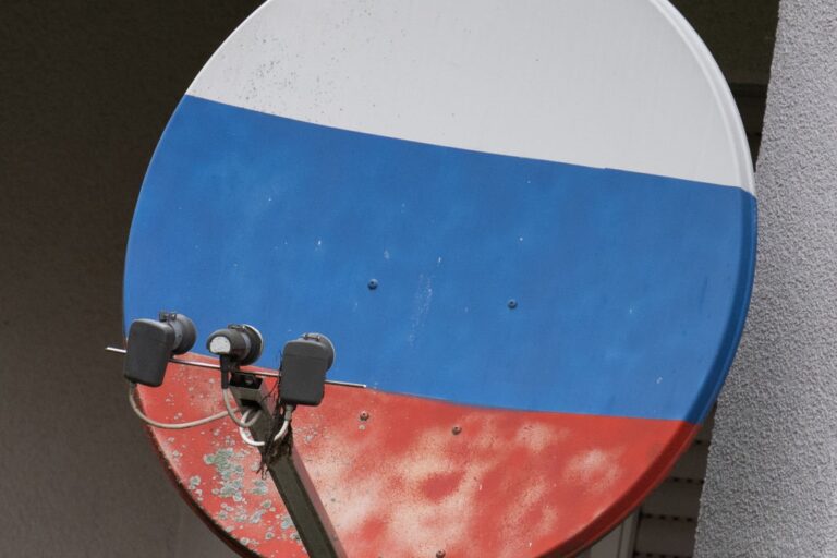 Російські супутники запідозрили в глушінні GPS  над Європою – NYT