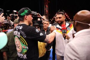 Тимчасовий чемпіон WBC записав послання для Усика